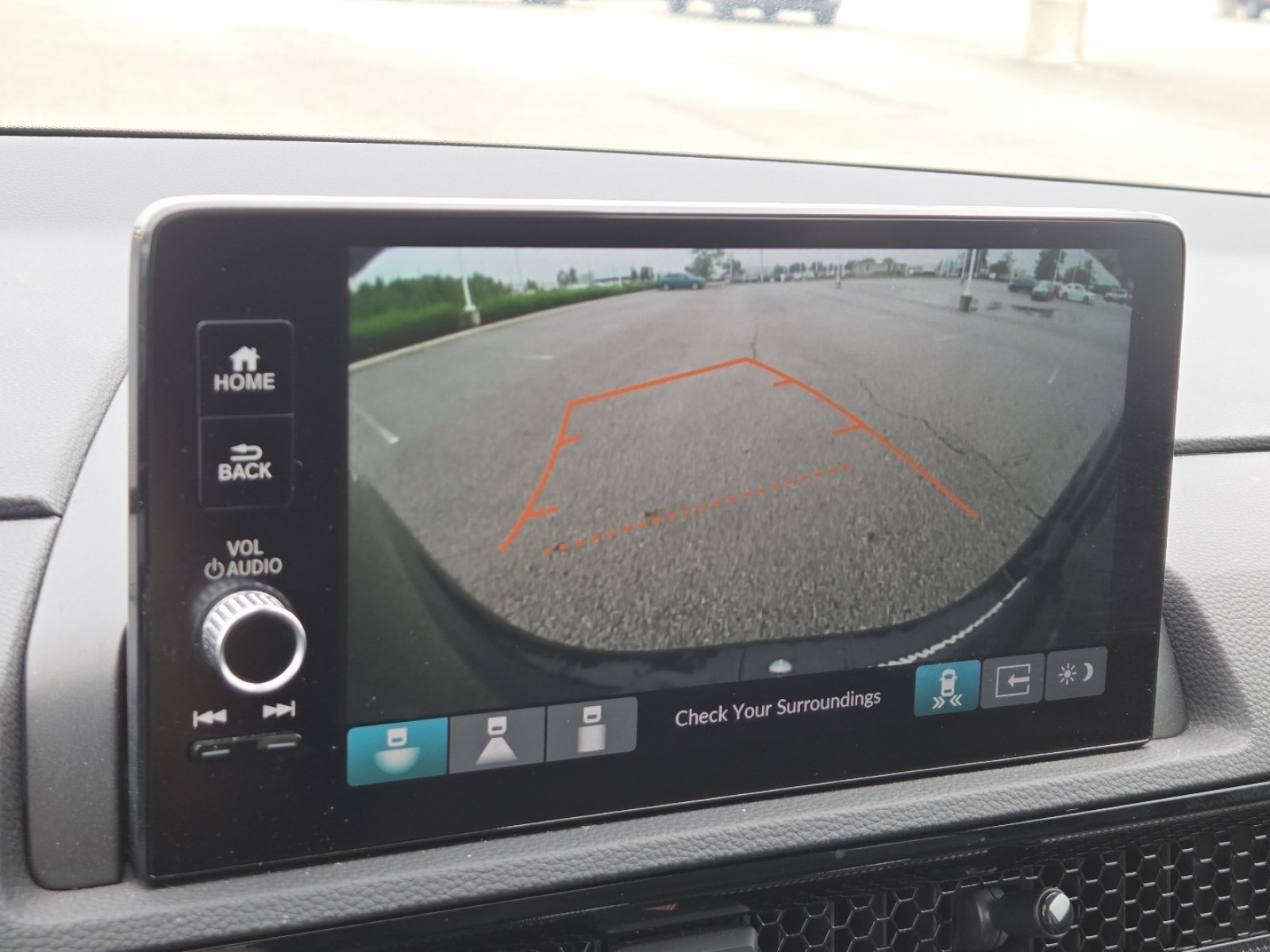 Used 2025 Honda CR-V EX-L image 9