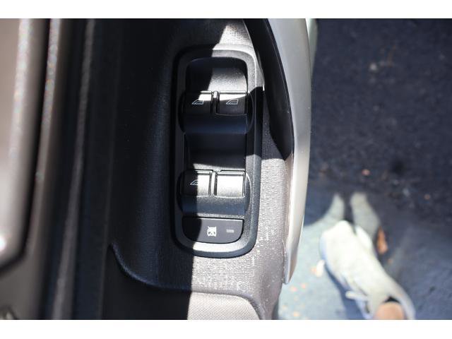 Used 2013 Ford Fiesta SE image 10