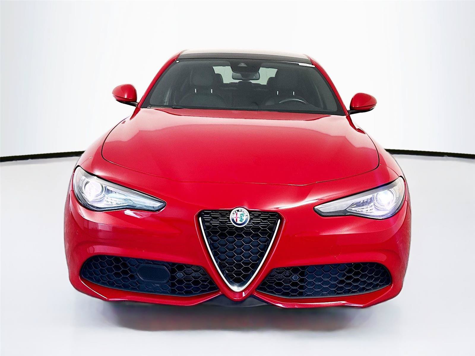 Used 2022 Alfa Romeo Giulia Ti w/ Active Assist Plus Package RWD image 26