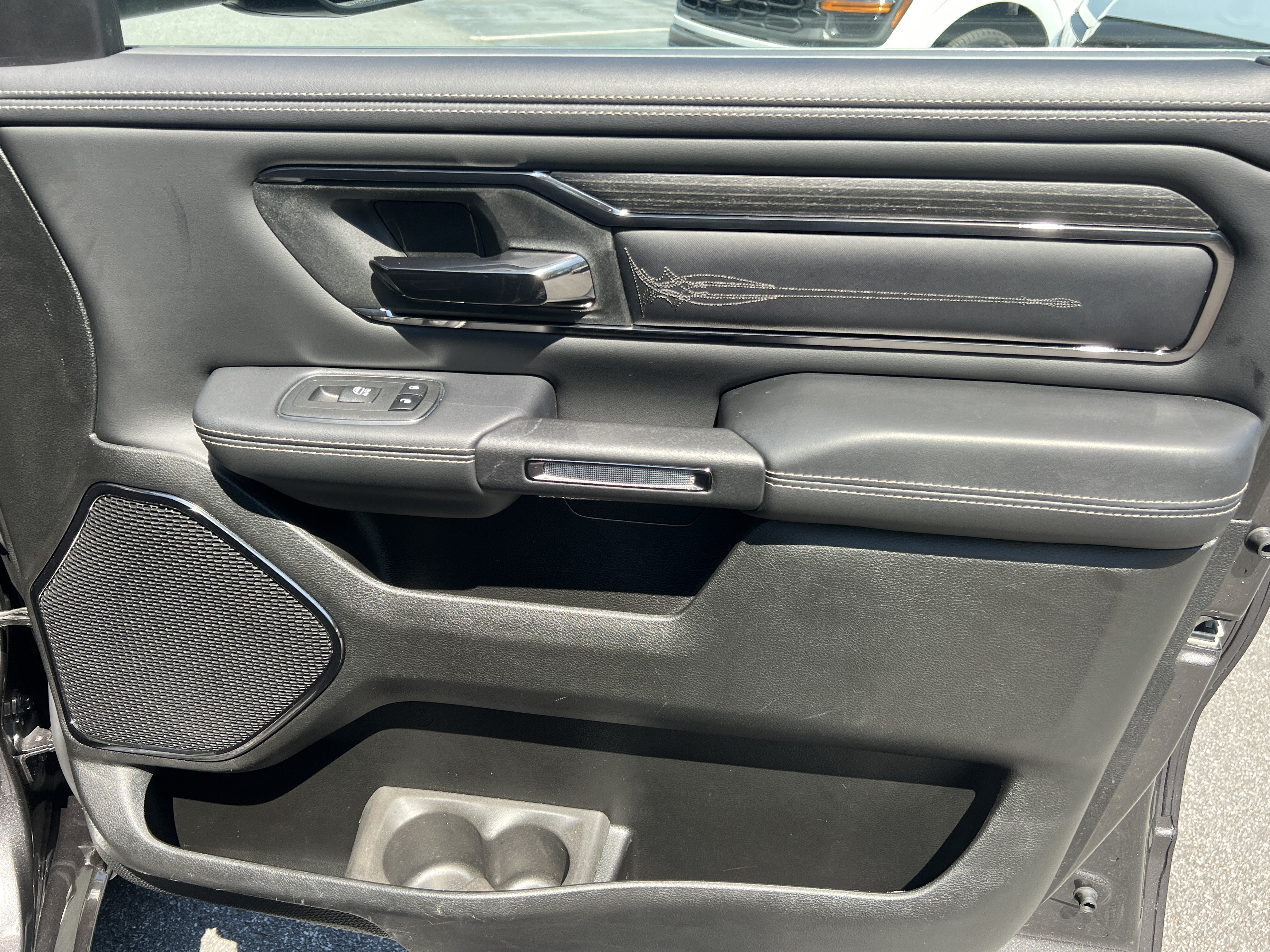 Used 2024 RAM 1500 Limited w/ Body Color Bumper Group AWD/4WD image 18