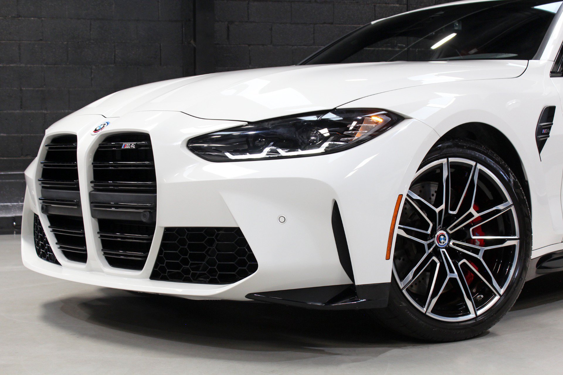 Used 2023 BMW M4 Coupe RWD image 7
