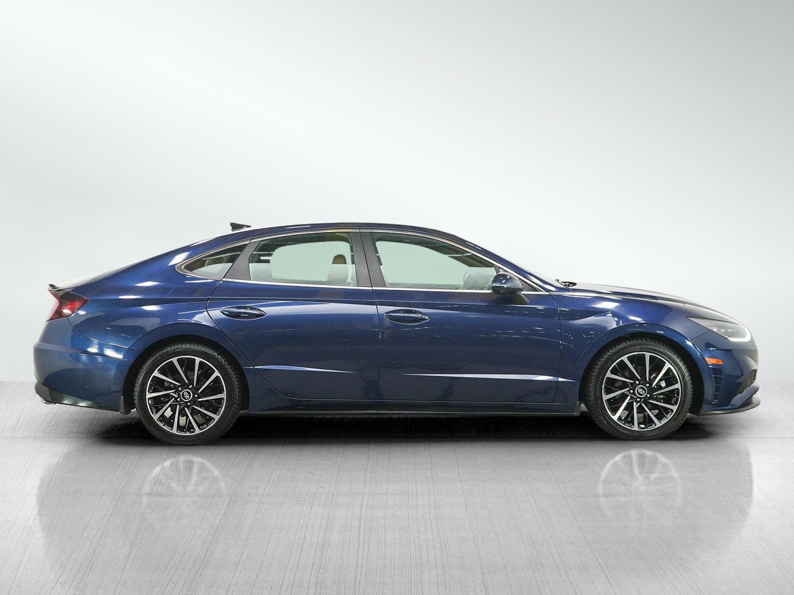 Used 2021 Hyundai Sonata Limited FWD image 6