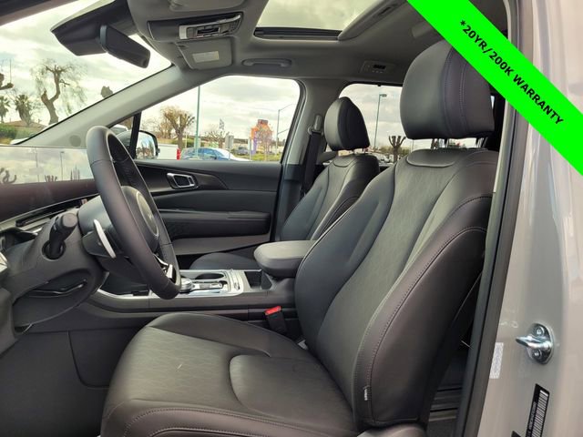 New 2026 Kia Carnival SX image 8