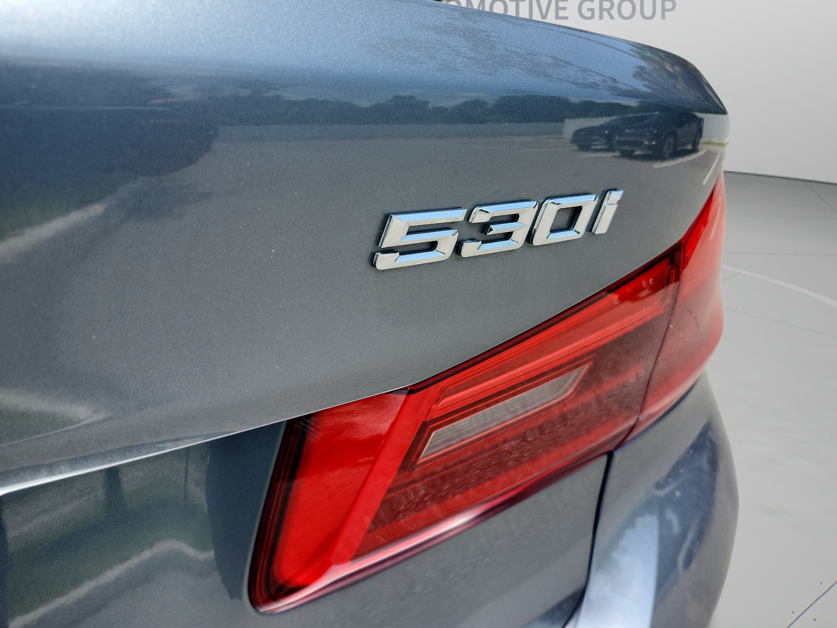 Used 2020 BMW 530i w/ Premium Package RWD image 30
