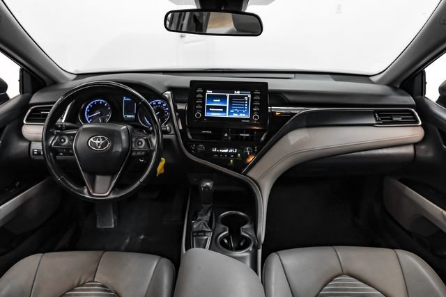Used 2022 Toyota Camry SE FWD image 15