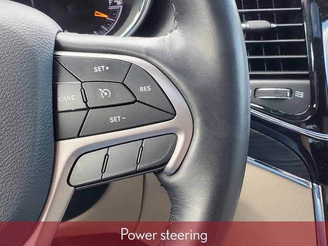 Used 2021 Jeep Grand Cherokee Limited AWD/4WD image 22