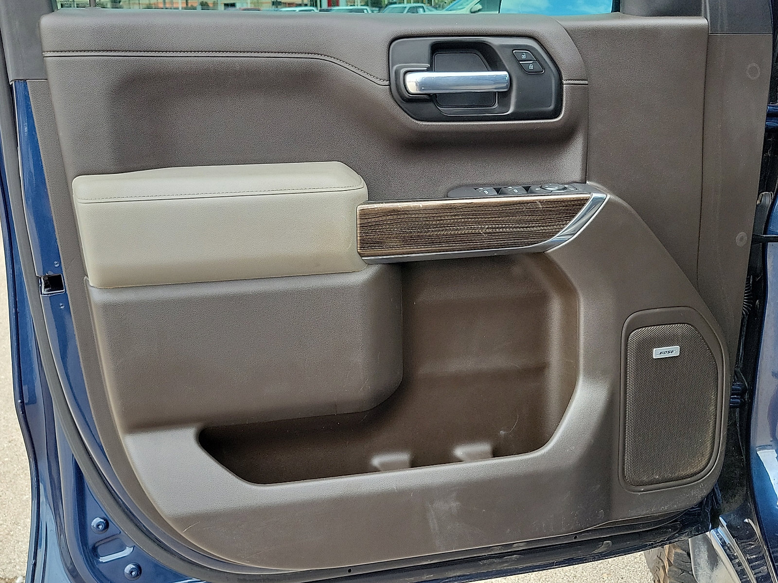 Used 2020 Chevrolet Silverado 1500 LT Trail Boss AWD/4WD image 11