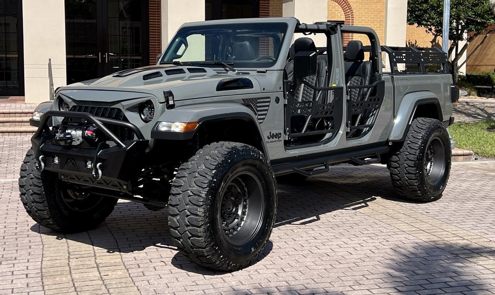 Used 2022 Jeep Gladiator Sport AWD/4WD image 4