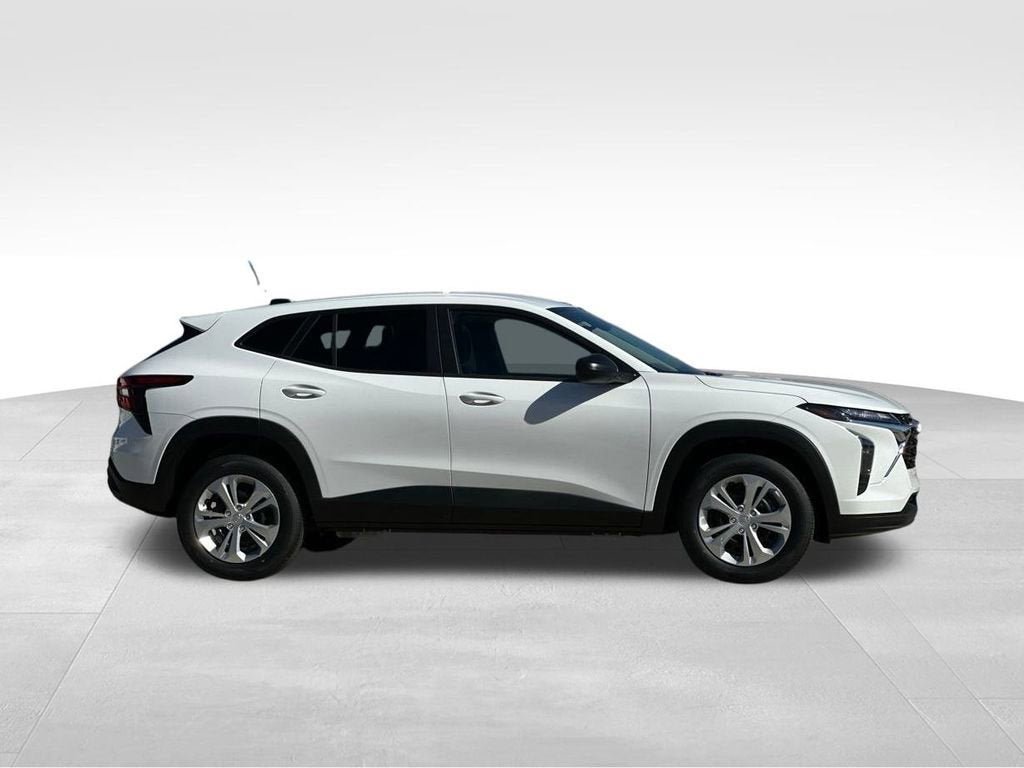 New 2026 Chevrolet Trax LS w/ LS Convenience Package image 13