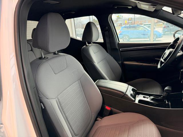 Used 2023 Hyundai Santa Cruz SE image 21