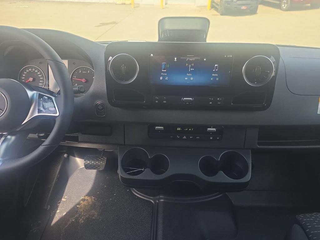New 2026 Mercedes-Benz Sprinter 2500 image 17