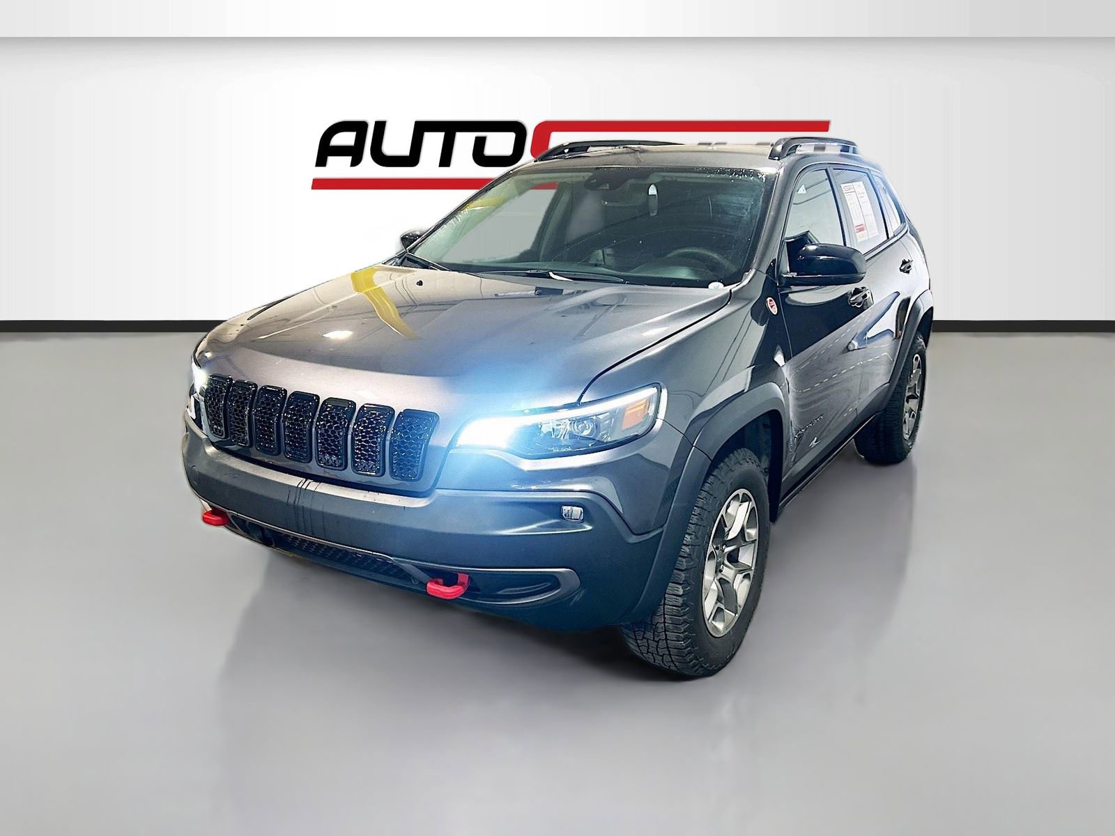 Used 2022 Jeep Cherokee Trailhawk w/ Comfort/Convenience Group image 3
