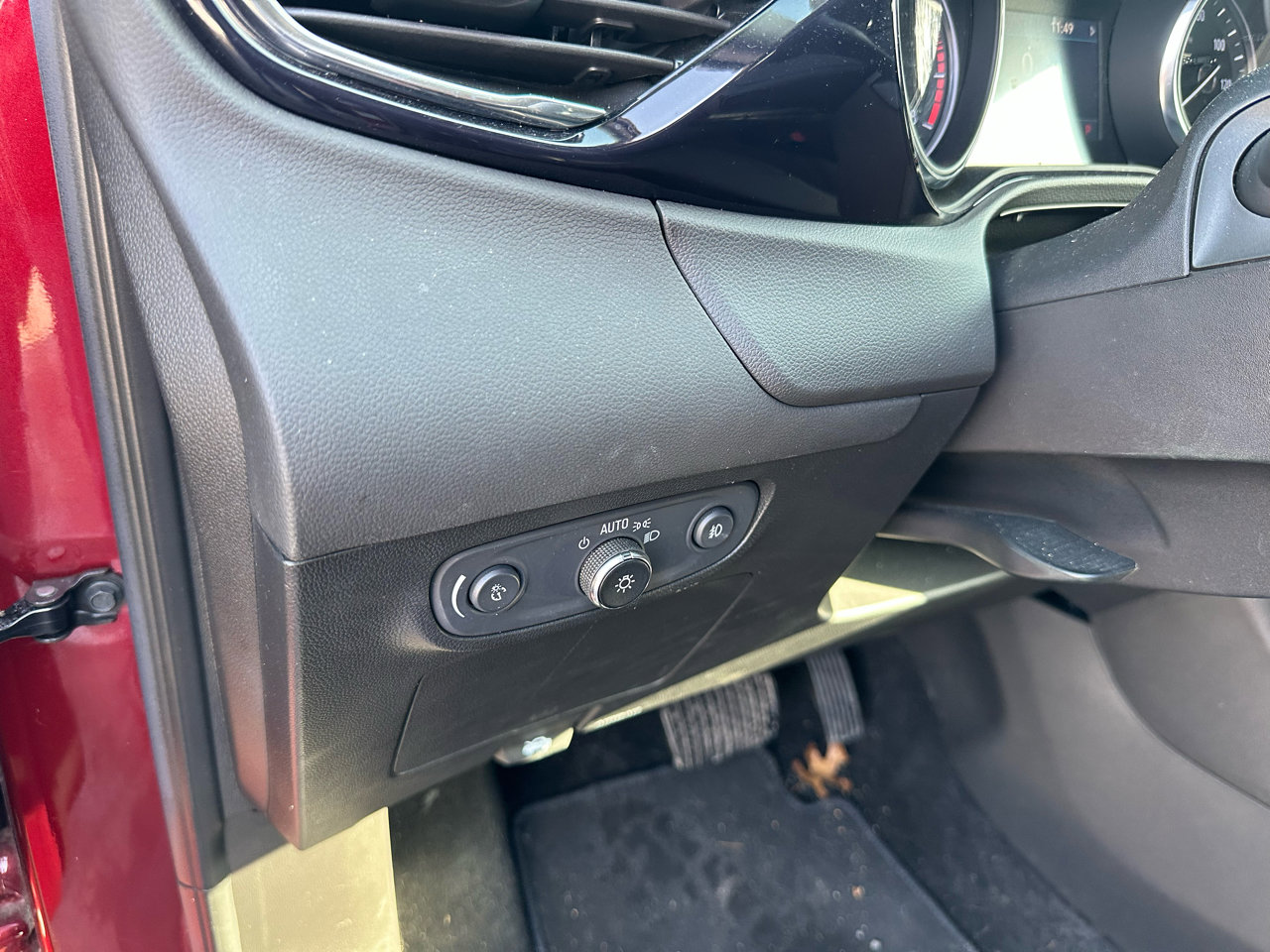 Used 2023 Buick Encore GX Preferred w/ Cold Weather Comfort Package image 10