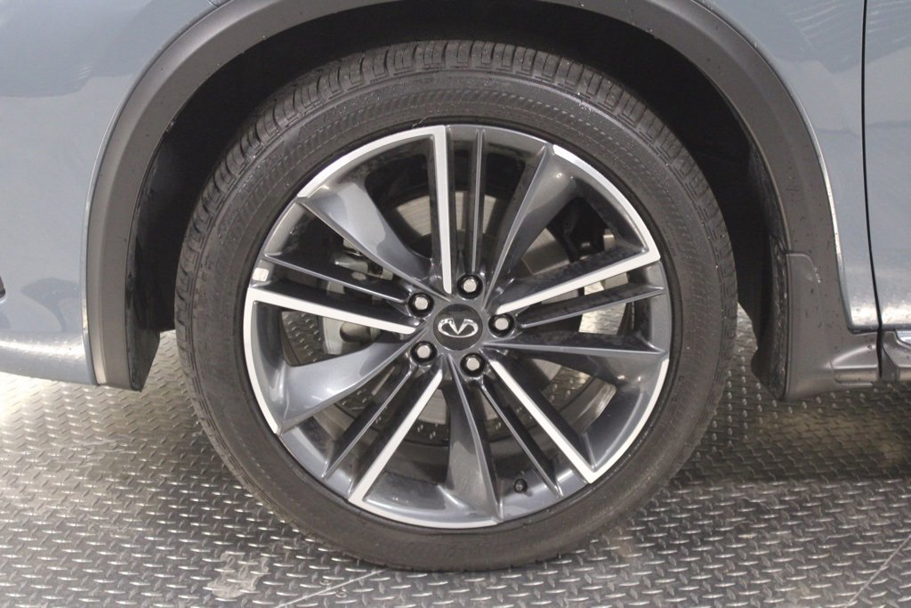 Used 2025 INFINITI QX55 Luxe w/ Cargo Package image 15