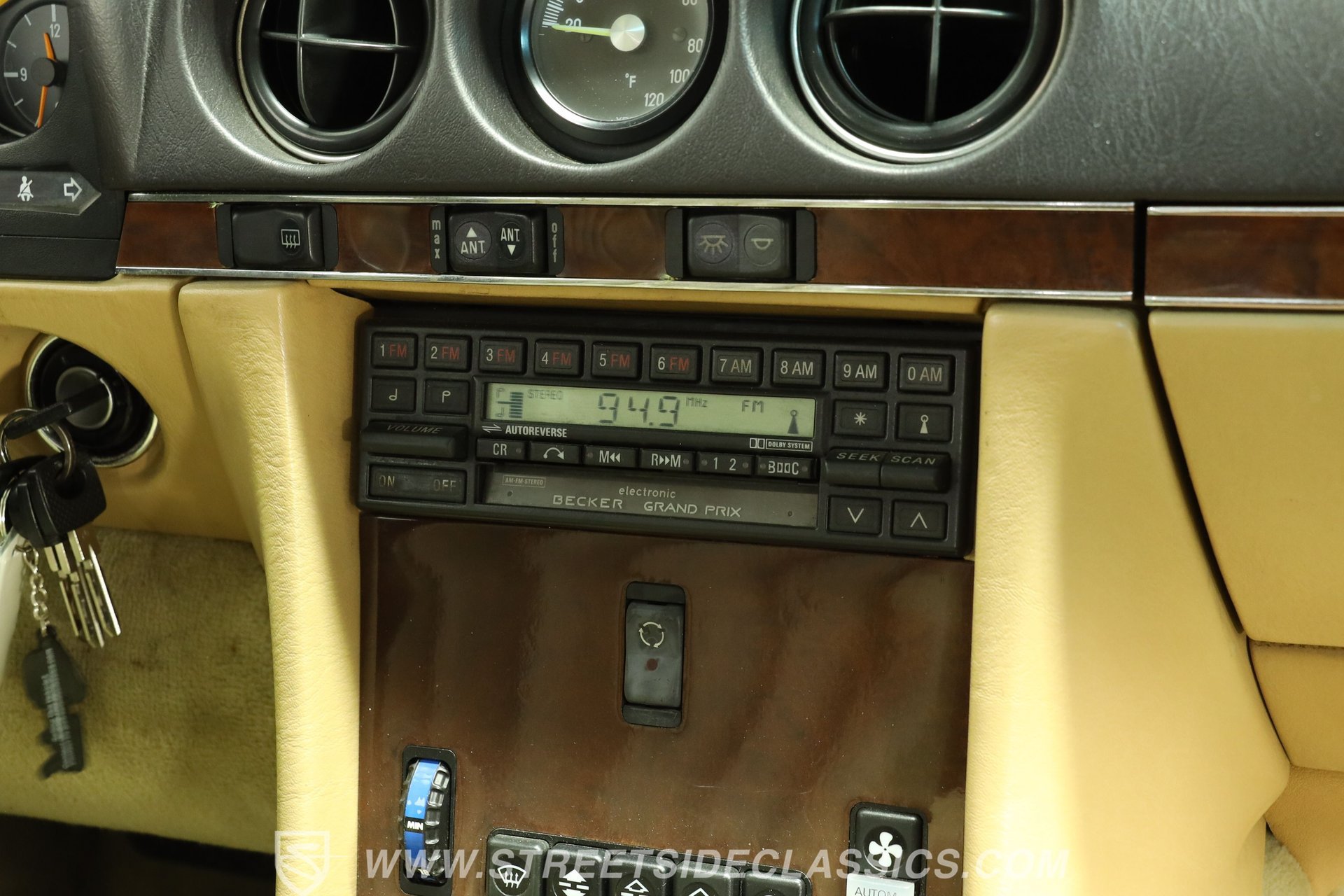 Used 1989 Mercedes-Benz 560 SL image 39