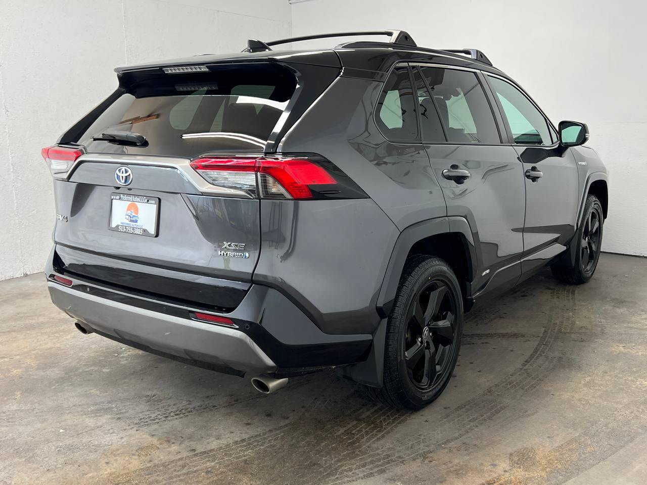 Used 2021 Toyota RAV4 XSE AWD/4WD image 4