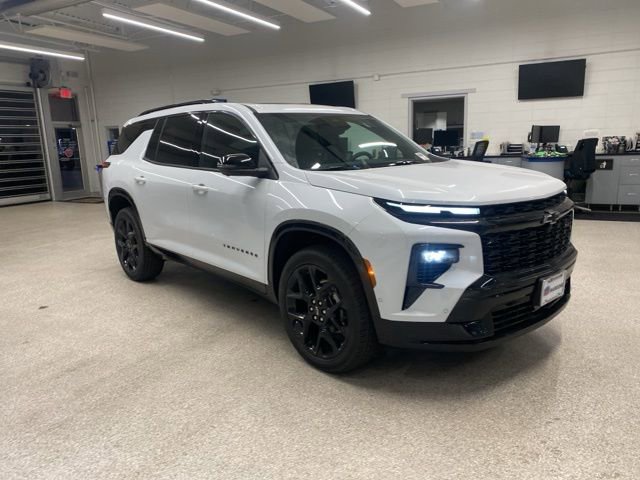 New 2026 Chevrolet Traverse RS image 3