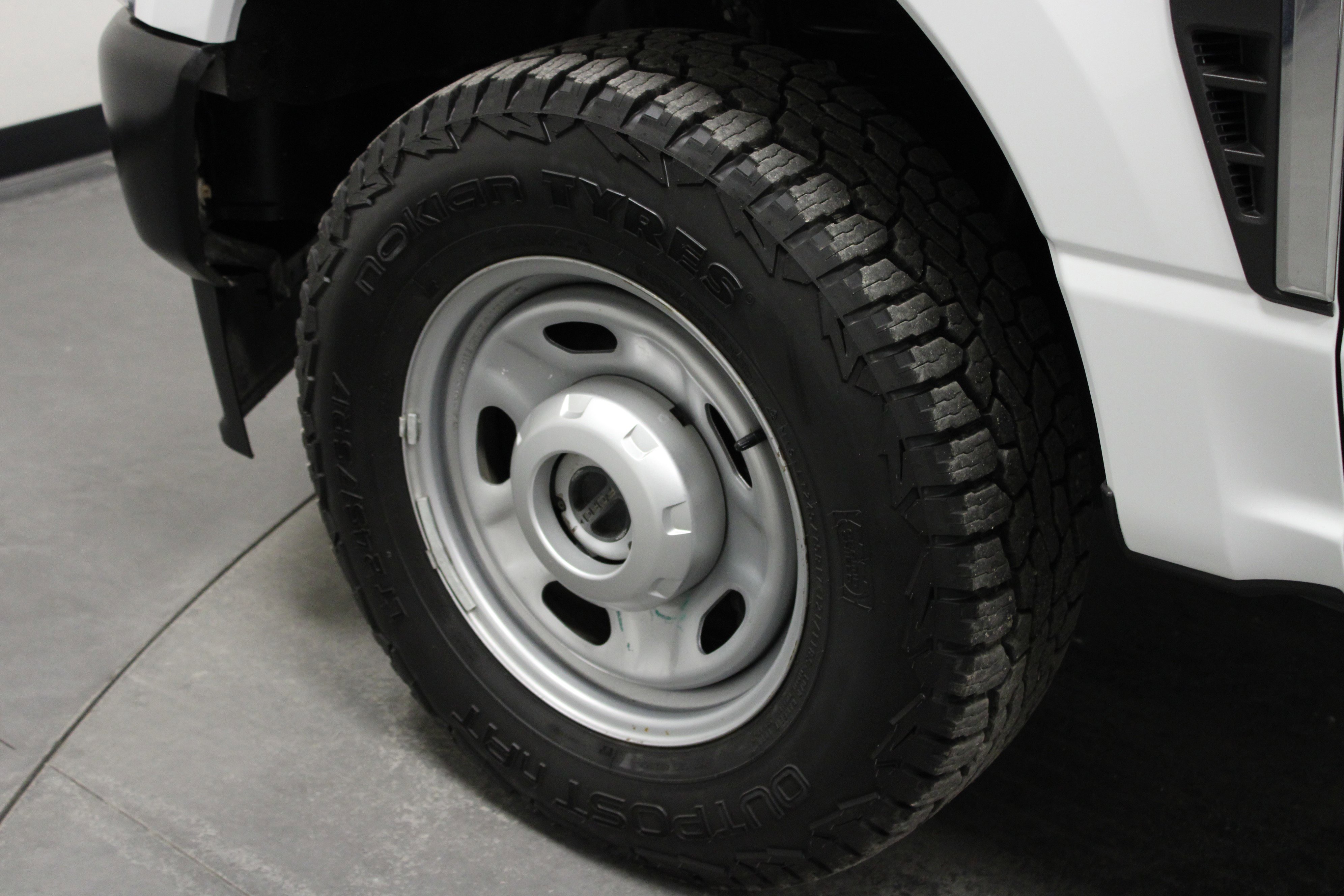 Used 2023 Ford F250 XL image 10