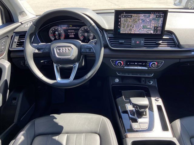 Used 2023 Audi Q5 2.0T Premium Plus w/ Premium Plus Package AWD/4WD image 13