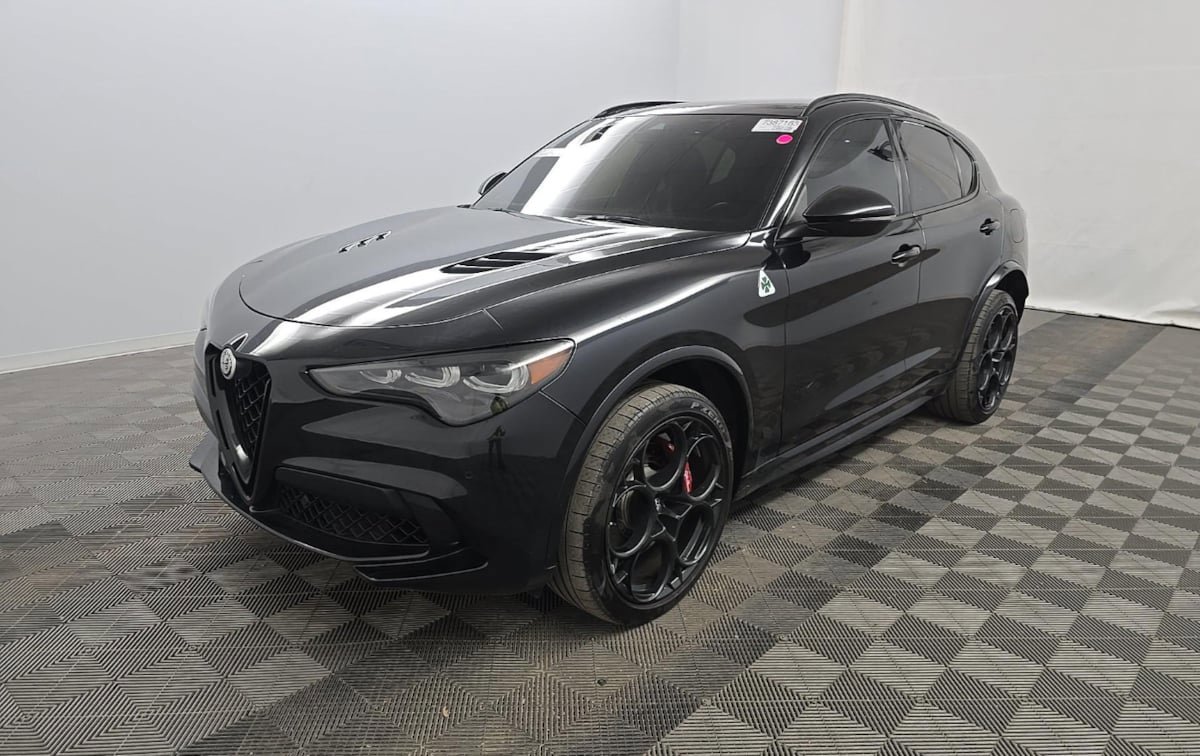 Used 2024 Alfa Romeo Stelvio Quadrifoglio w/ Active Assist Plus Package AWD/4WD image 2