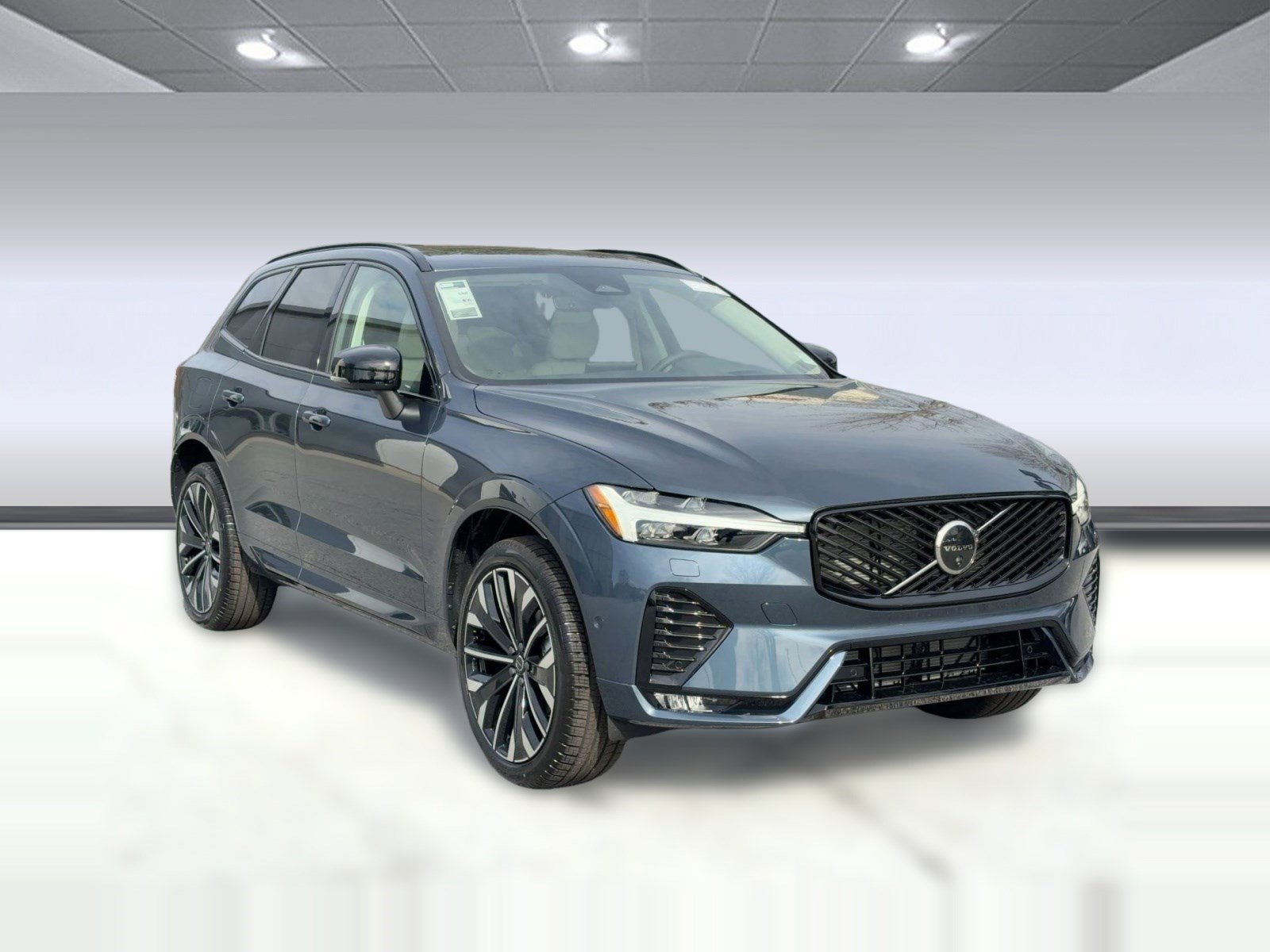 New 2026 Volvo XC60 B5 Ultra w/ Protection Package Premier image 7