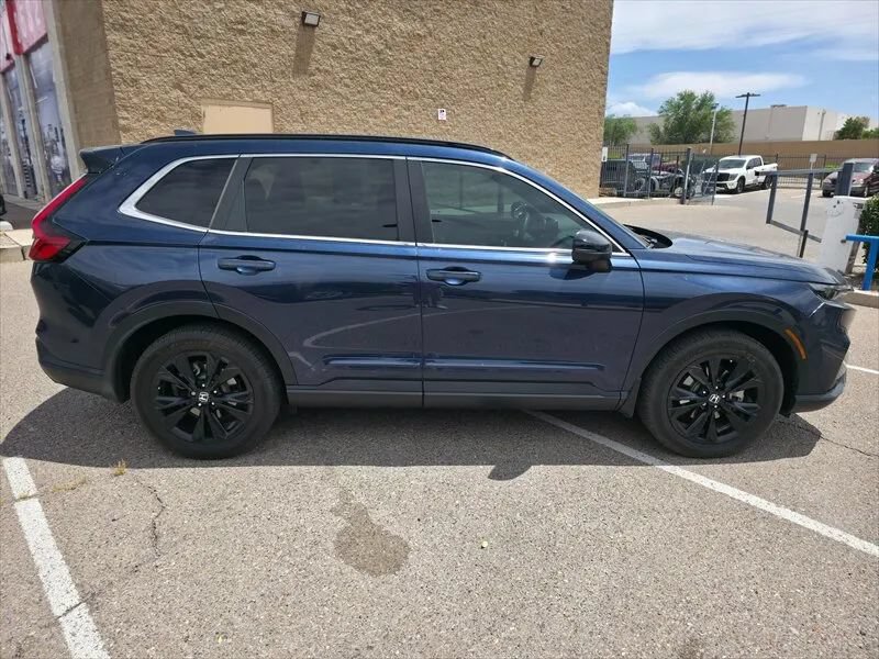 Used 2023 Honda CR-V Sport Touring image 6