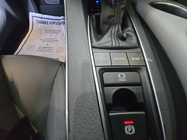 Used 2019 Toyota Avalon XLE w/ Moonroof Package FWD image 19
