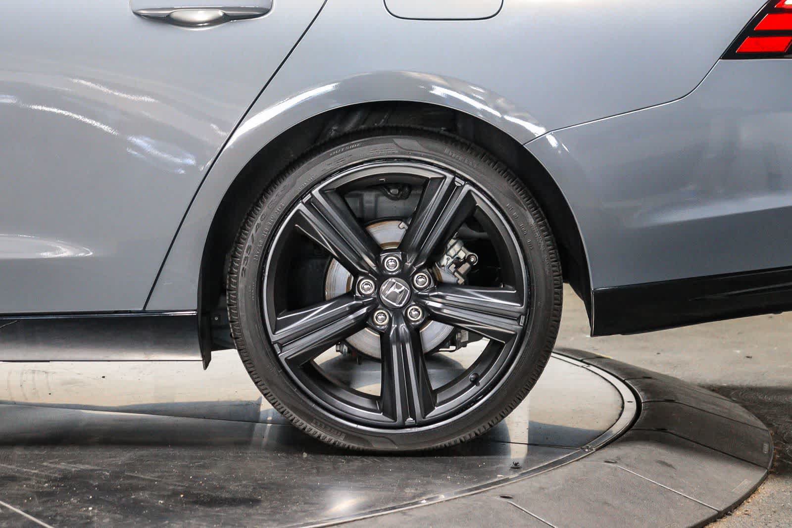 Used 2024 Honda Accord Sport image 10