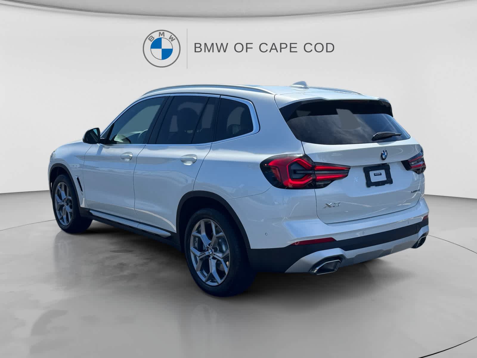 Used 2023 BMW X3 xDrive30i w/ Premium Package AWD/4WD image 5