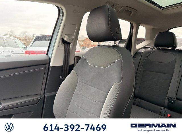 New 2026 Volkswagen Taos SE image 22