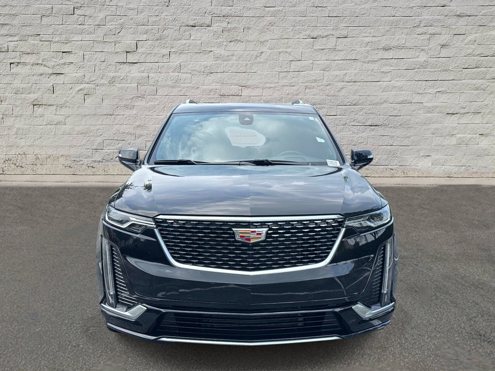 Certified 2024 Cadillac XT6 Premium Luxury w/ Technology Package FWD image 7