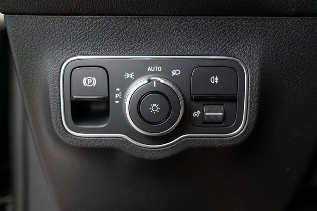 New 2026 Mercedes-Benz GLB 35 AMG 4MATIC image 22