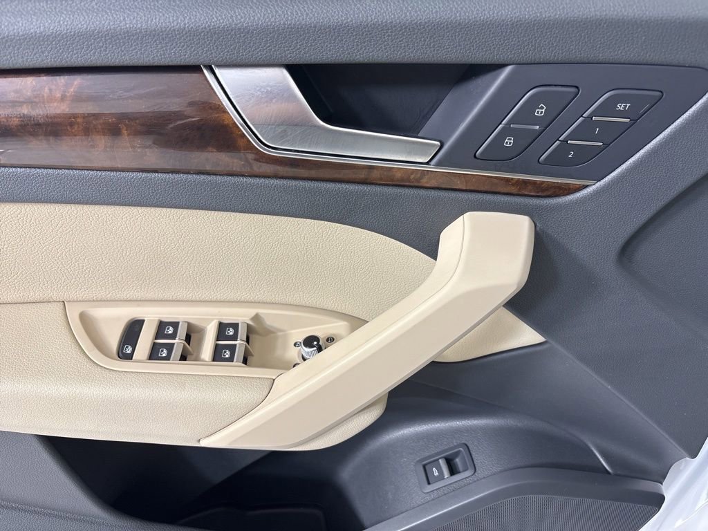 Used 2018 Audi Q5 2.0T Premium Plus image 18