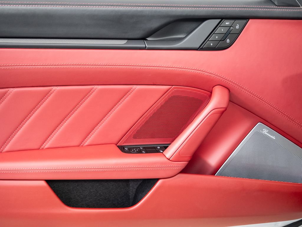 Certified 2025 Porsche 911 Targa 4 GTS image 6