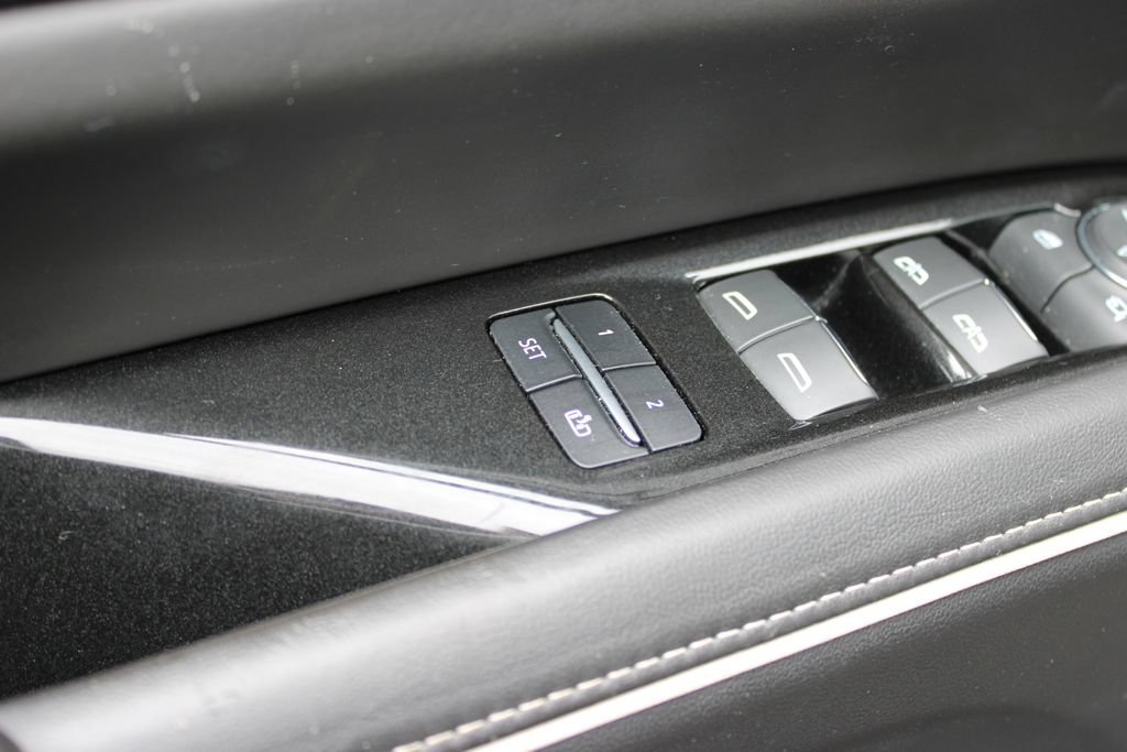 Certified 2022 Cadillac Escalade Sport Platinum AWD/4WD image 12