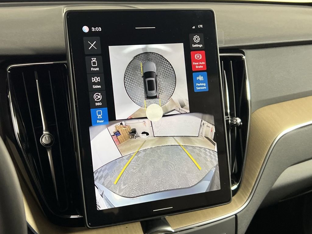 New 2026 Volvo XC60 B5 Plus w/ Climate Package image 20