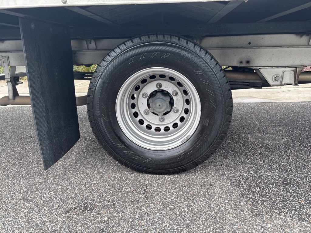 Used 2021 Freightliner Sprinter 3500 RWD image 10