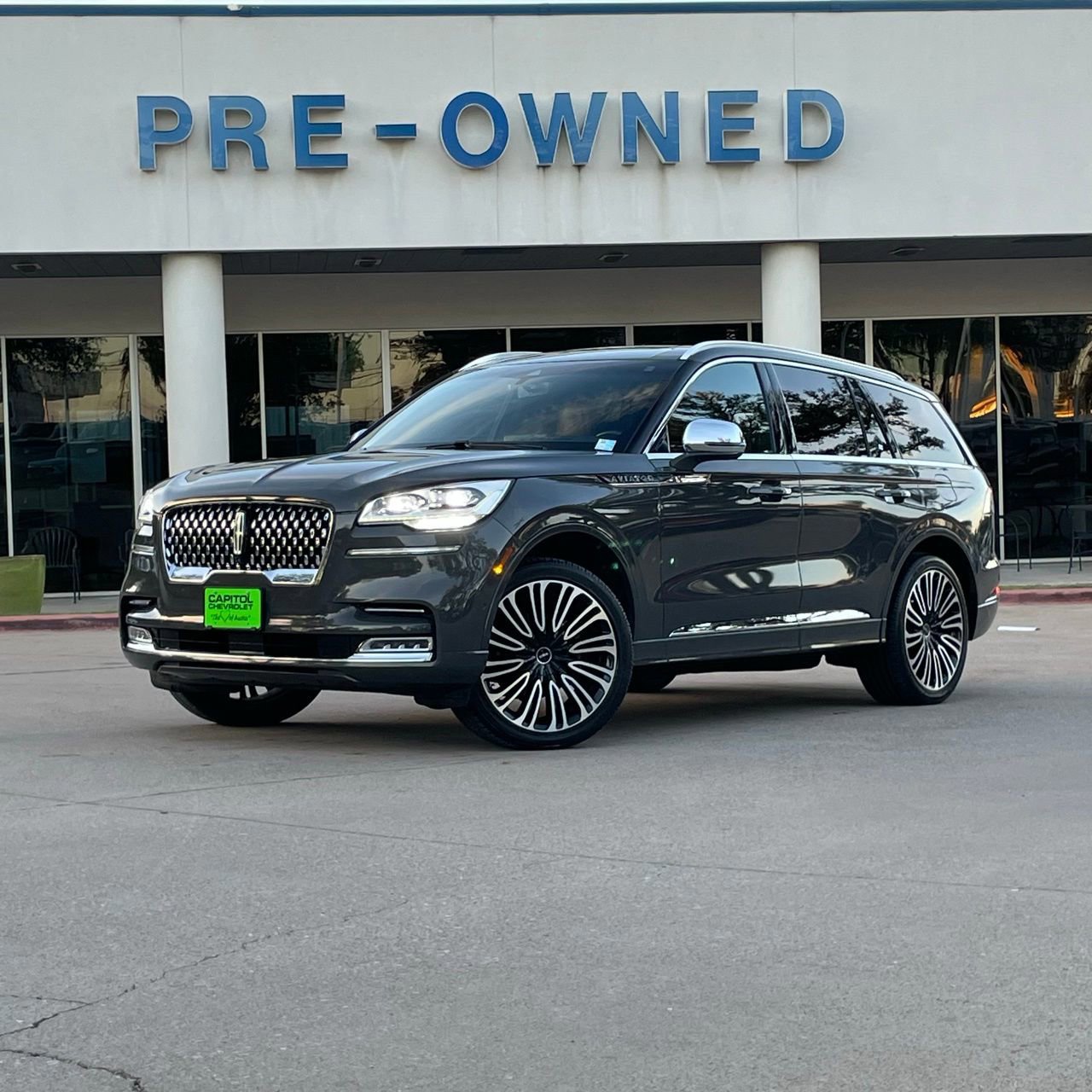 Used 2020 Lincoln Aviator Black Label w/ Dynamic Handling Package AWD/4WD image 2