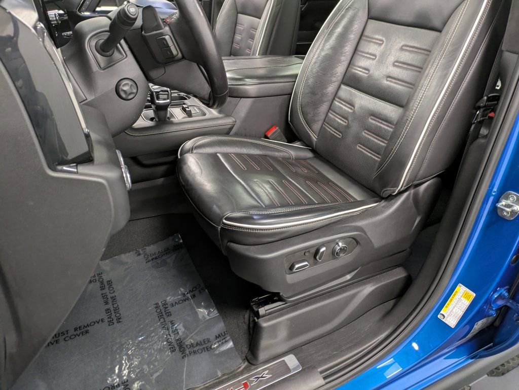 Used 2023 GMC Sierra 1500 AT4X image 10
