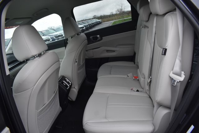 New 2026 Kia Sorento S AWD/4WD image 18