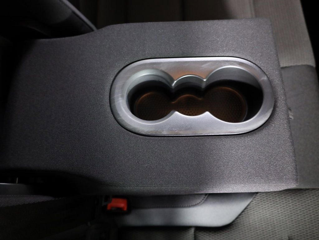 Used 2018 Volkswagen Golf S image 37