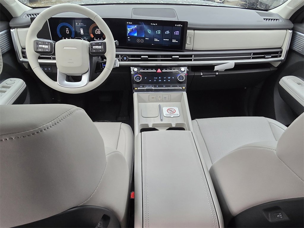 Used 2025 Hyundai Santa Fe SEL image 21