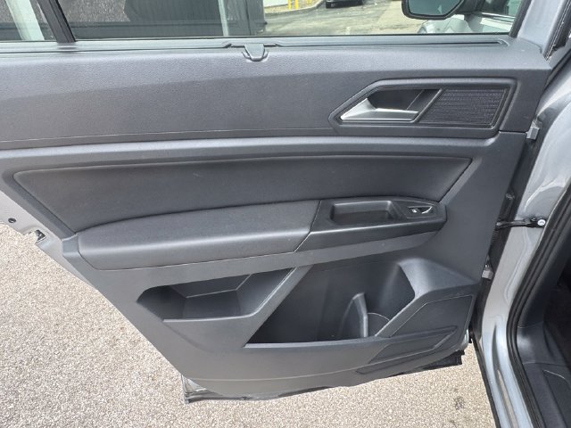 Used 2021 Volkswagen Atlas SEL AWD/4WD image 18