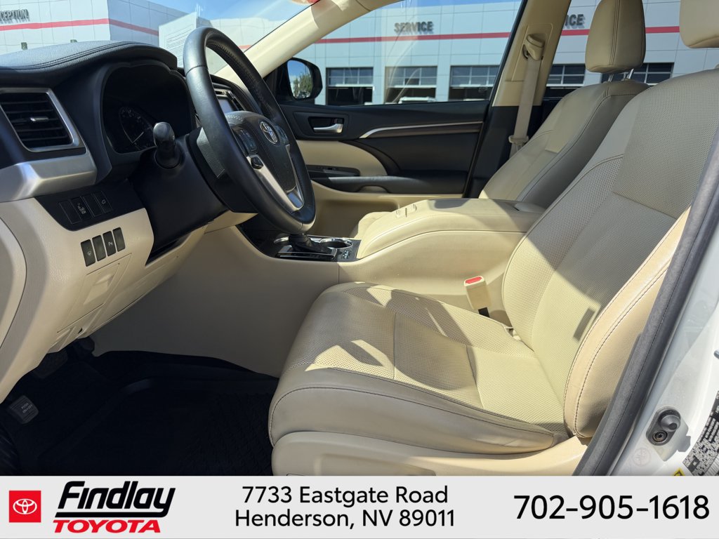 Certified 2016 Toyota Highlander Limited FWD image 6