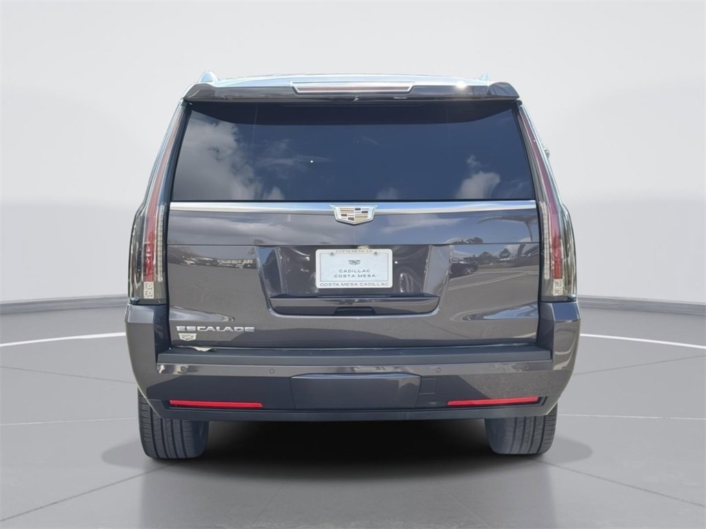 Used 2016 Cadillac Escalade ESV Premium image 4