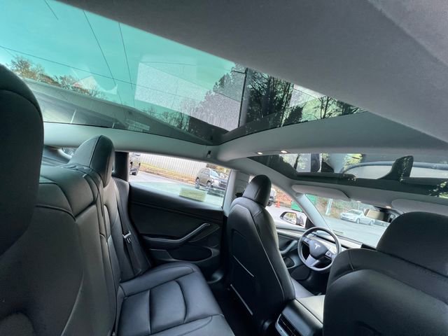 Used 2023 Tesla Model 3 Standard Range image 30