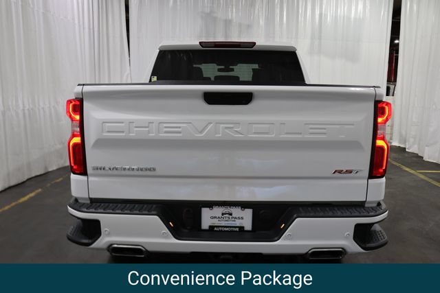 Used 2020 Chevrolet Silverado 1500 RST AWD/4WD image 4