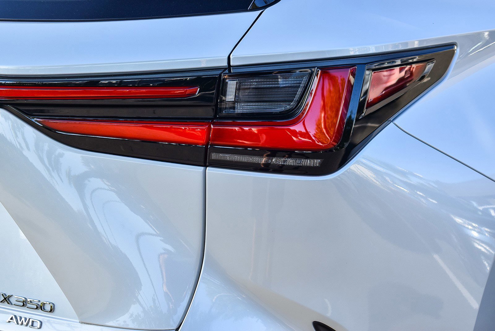 Used 2025 Lexus NX 350 AWD w/ Cold Area Package image 7