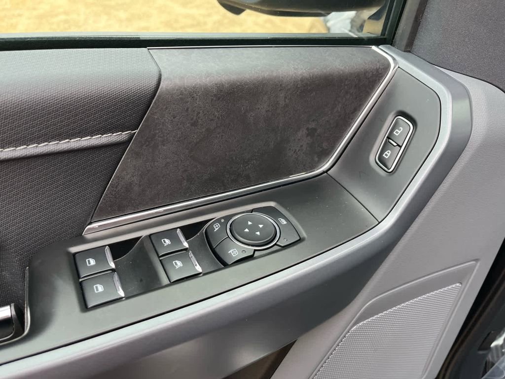 Used 2024 Ford F150 XLT image 18