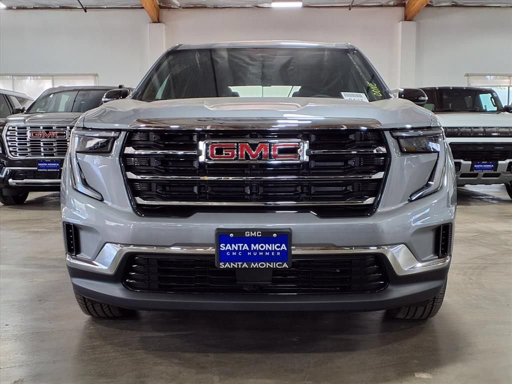 Used 2026 GMC Acadia Elevation FWD image 2